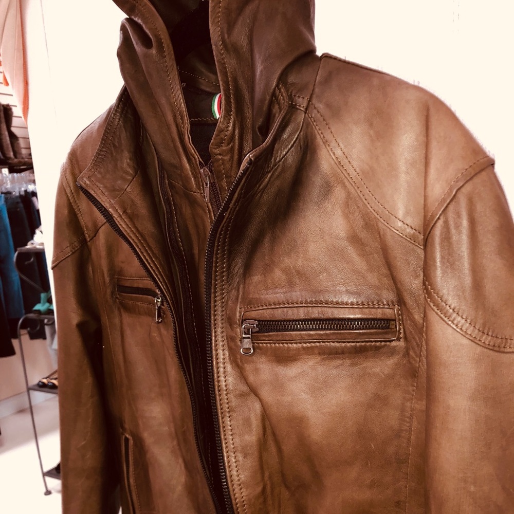 Men’s Italian leather jacket. M. NWT. - Picture 3 of 13